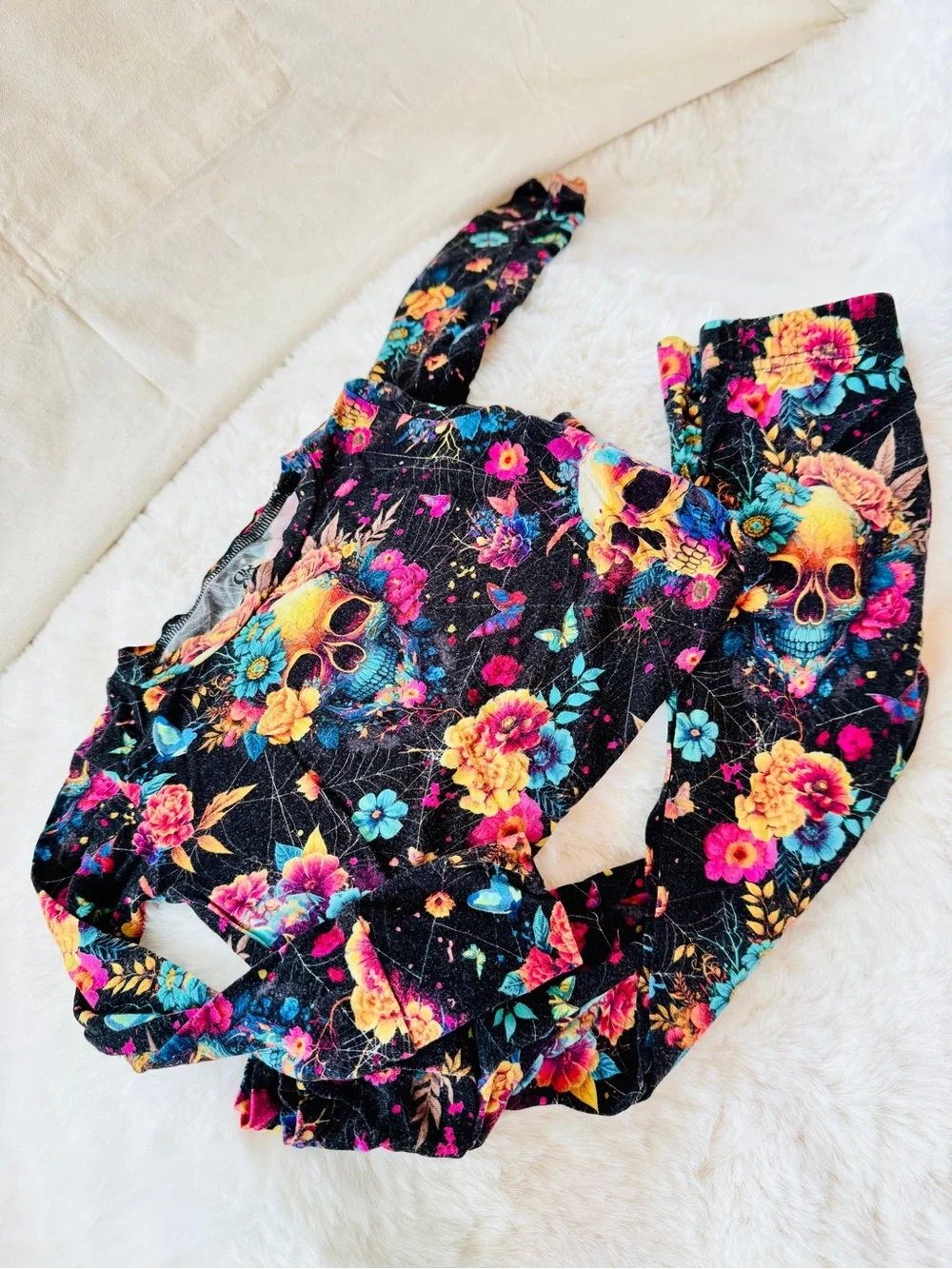 Bums & Roses, 2T, Floral Skull Two-Piece Pajama Set - Vibrant Multi on Black